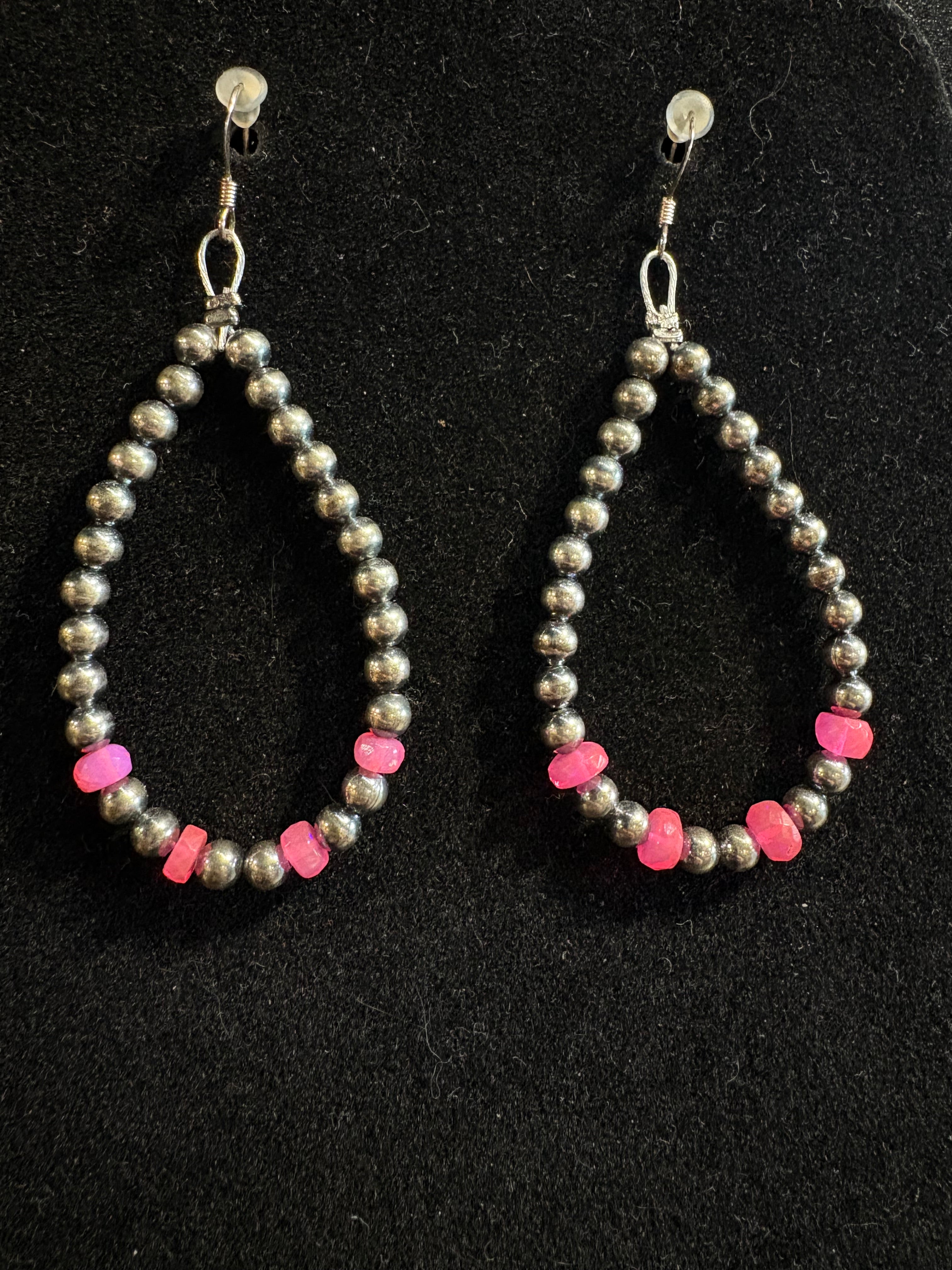 4 mm teardrop earrings - pink Opal