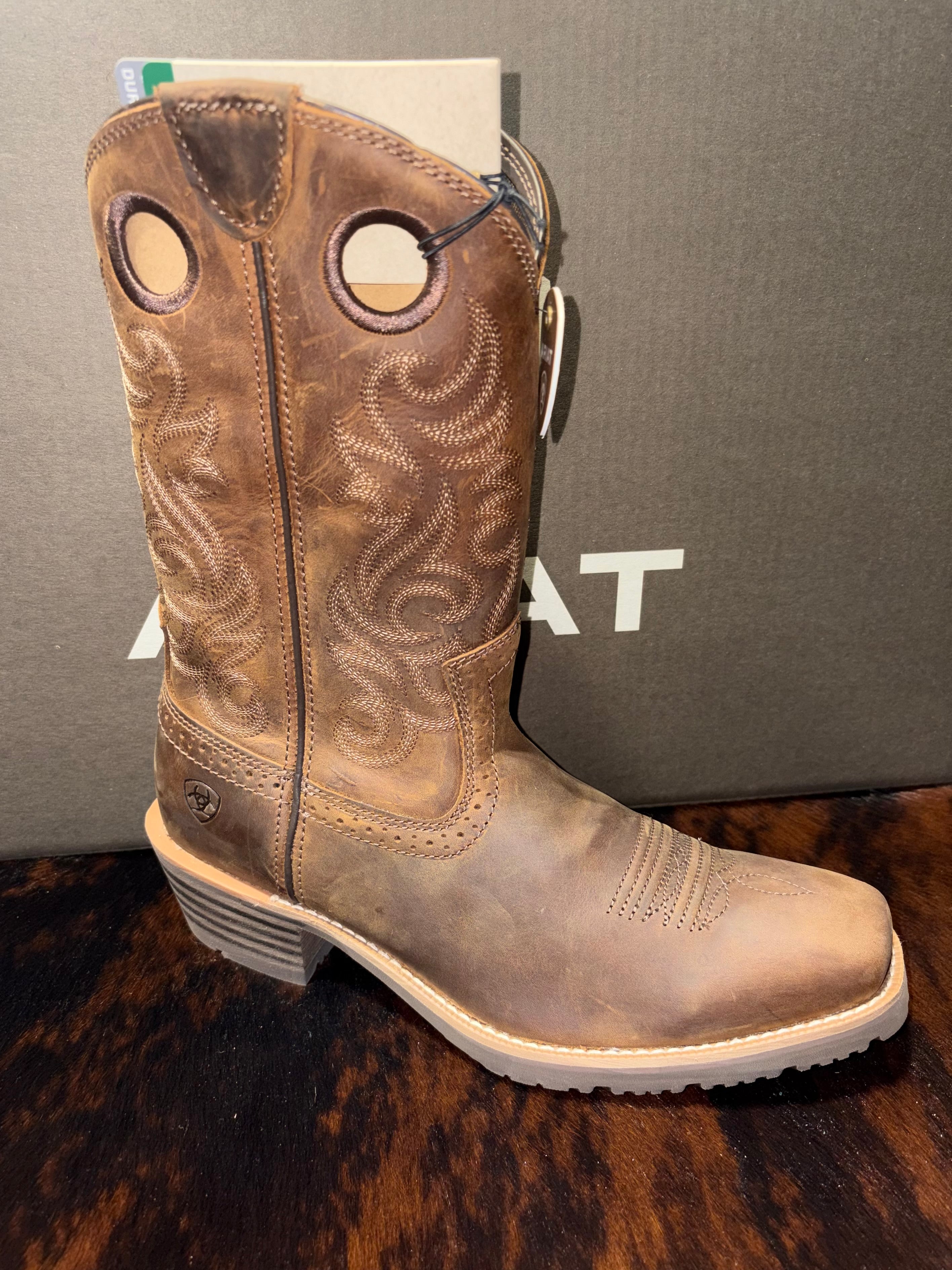 Ariat MNS Hybrid Roughstock Square Toe Cowboy Boot DISTRESSED BROWN